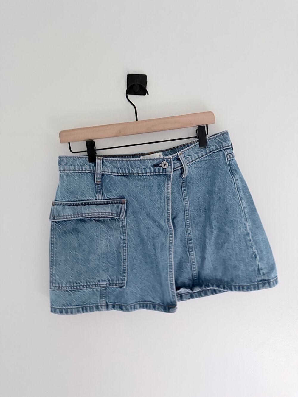 Abercrombie & Fitch Mid Rise Asymmetrical Denim Jean Wrap Mini Skirt-Size 29